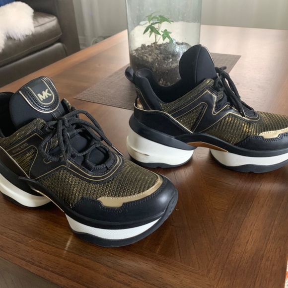 Michael Kors - Picture 5 of 7